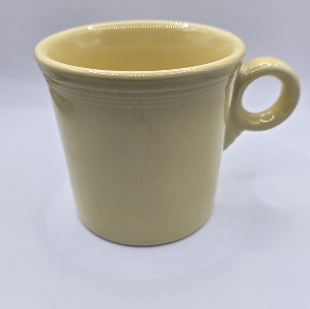 Vintage Homer Laughlin 90 Fiesta Ring Handle Mugs Ivory (pale yellow) - Picture 3 of 5